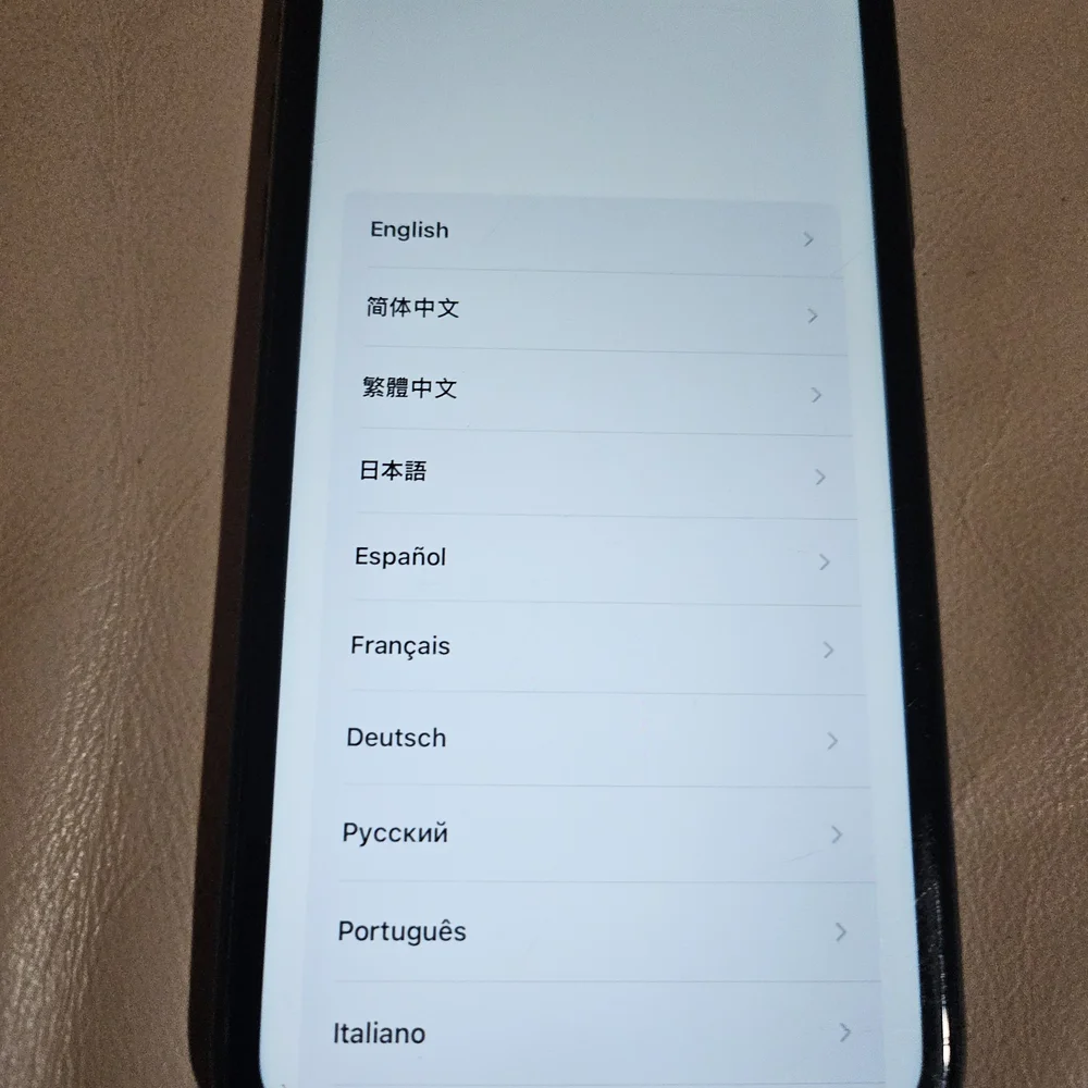 Apple iPhone XR 128GB - Sleek Black